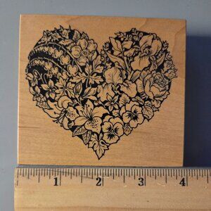PSX RUBBER STAMPS K-663 LARGE HEART BOTANICAL GARDEN FLOWERS IRIS LILY